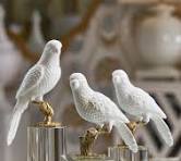 Parrot on Crystal - Round Small